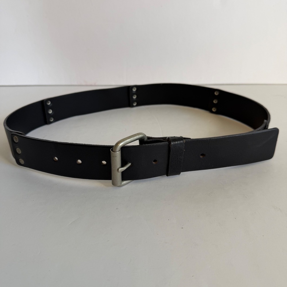 Italian Leather‎ Belt Black Riveted Silver Buckle Size L Casual Minimalist